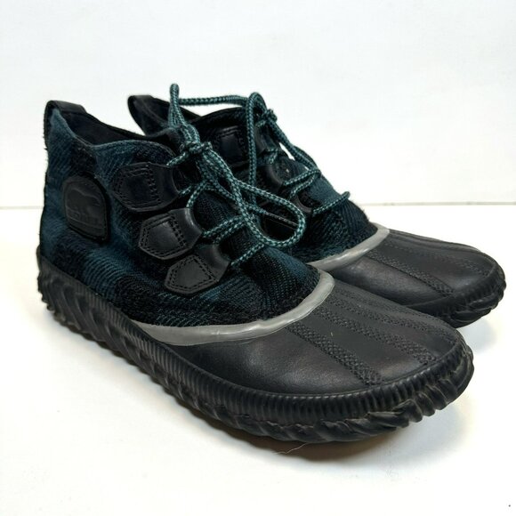 Sorel Duck Boots Womens 8.5 Out N About Plus Rain Blue Plaid Ankle NL3931-010 - Picture 1 of 9